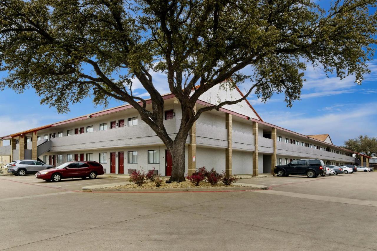 Irving Inn & Suites At Dfw Airport ภายนอก รูปภาพ