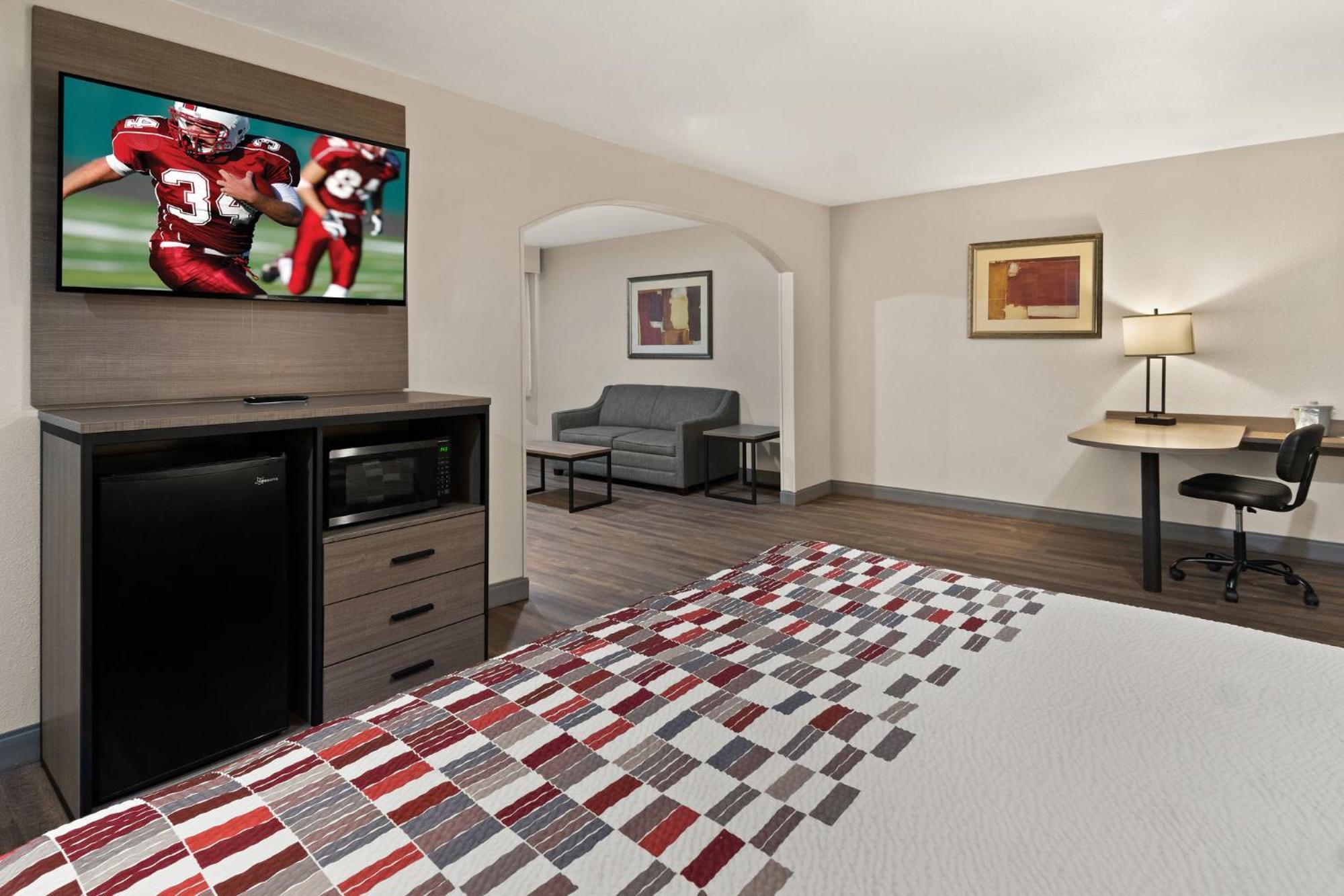 Irving Inn & Suites At Dfw Airport ภายนอก รูปภาพ