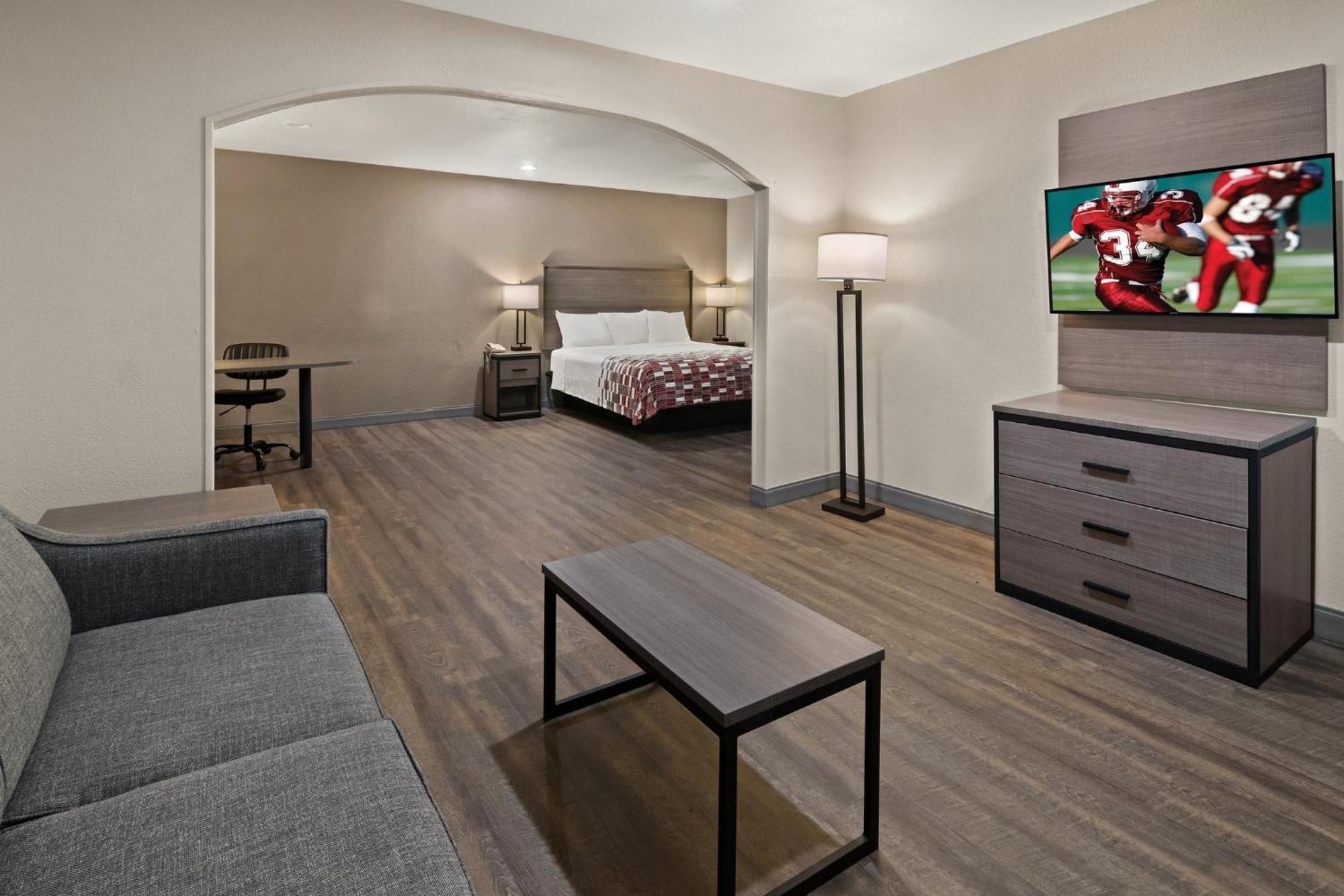 Irving Inn & Suites At Dfw Airport ภายนอก รูปภาพ