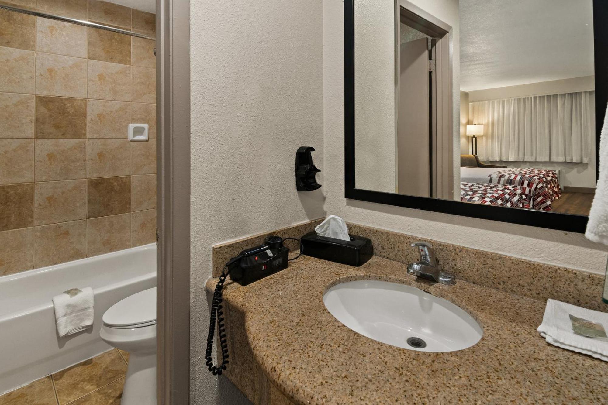 Irving Inn & Suites At Dfw Airport ภายนอก รูปภาพ